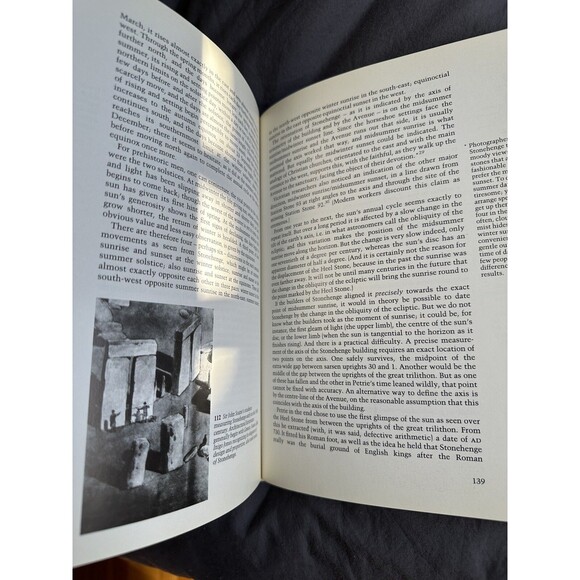 STONEHENGE COMPLETE: EVERYTHING IMPORTANT, By Christopher Chippendale (1983) - Picture 4 of 4